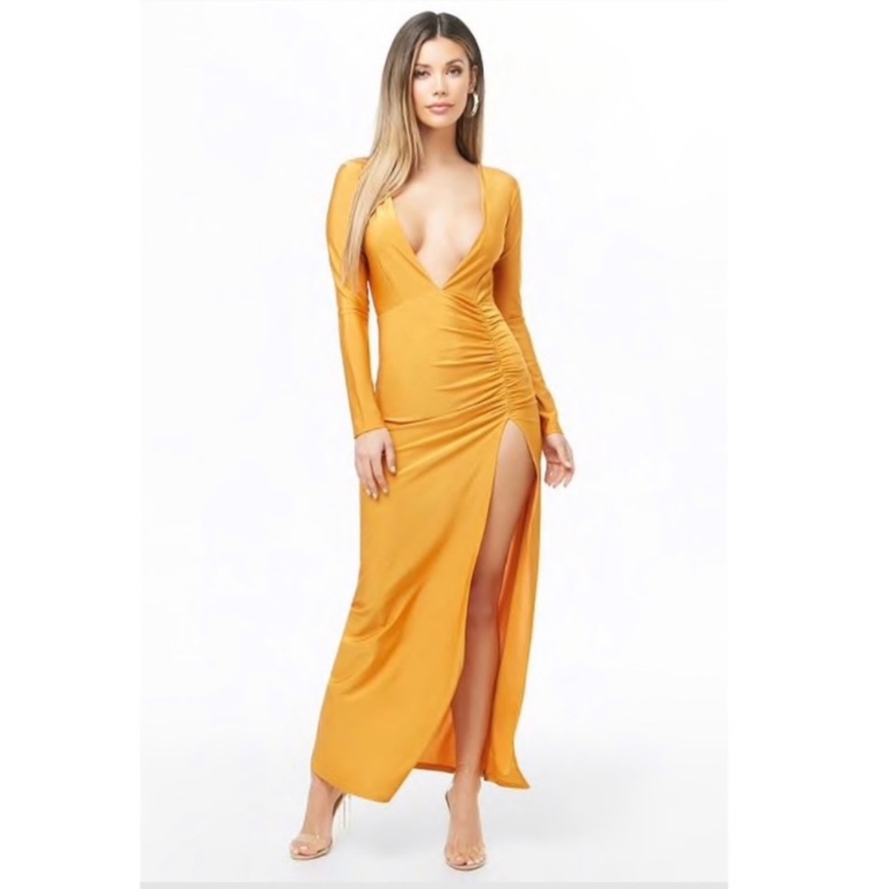 🍀New w. Tags - Marigold Dress